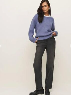 REFORMATION  Abby Low Rise Straight Jeans - Black wash